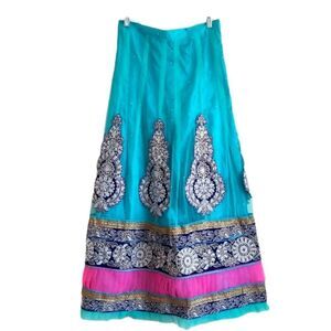 Lehnga   Green Women's Skirt W/ Embroidery Design Sz  Small